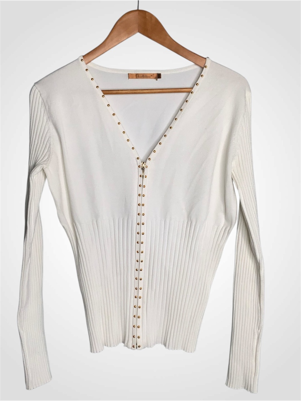 Belldini White Ribbed V-Neck Zip Sweater with Gold Stud Trim Large